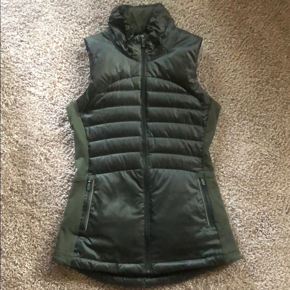Lululemon Down For A Run Vest II
